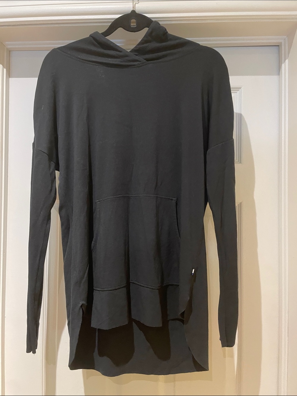 Kit and Ace Black sweatshirt Tunic Quiet Luxury Althleisure S